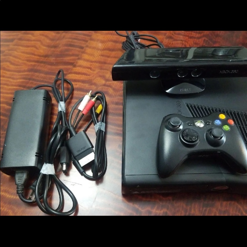 XBOX 360 KINECT